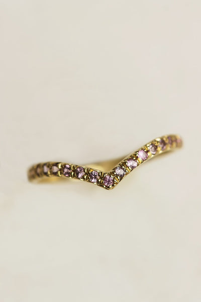 One of a Kind Purple Sapphire Chevron V-Ring in 14k Yellow Gold