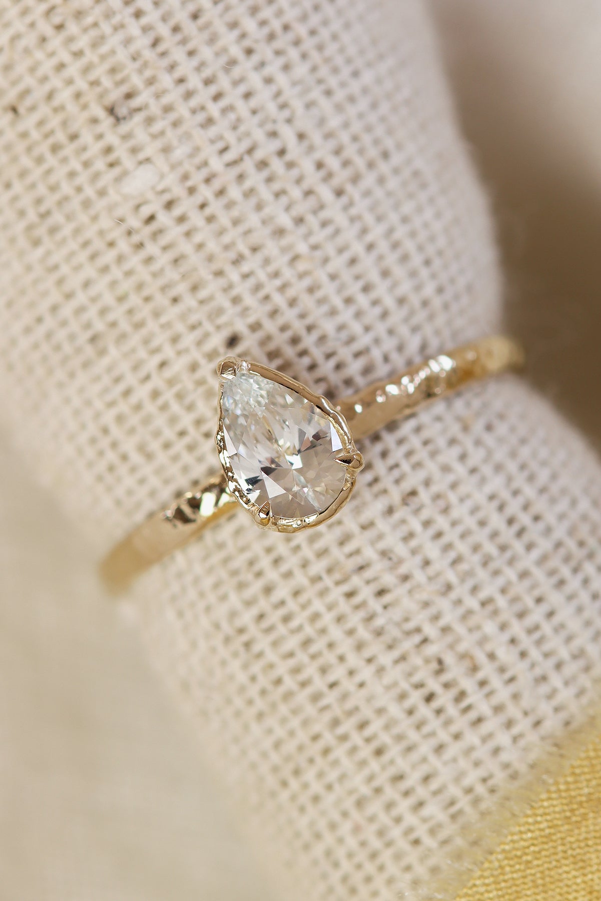 18K Yellow Gold Tacori Sculpted Crescent Pear Diamond Ring