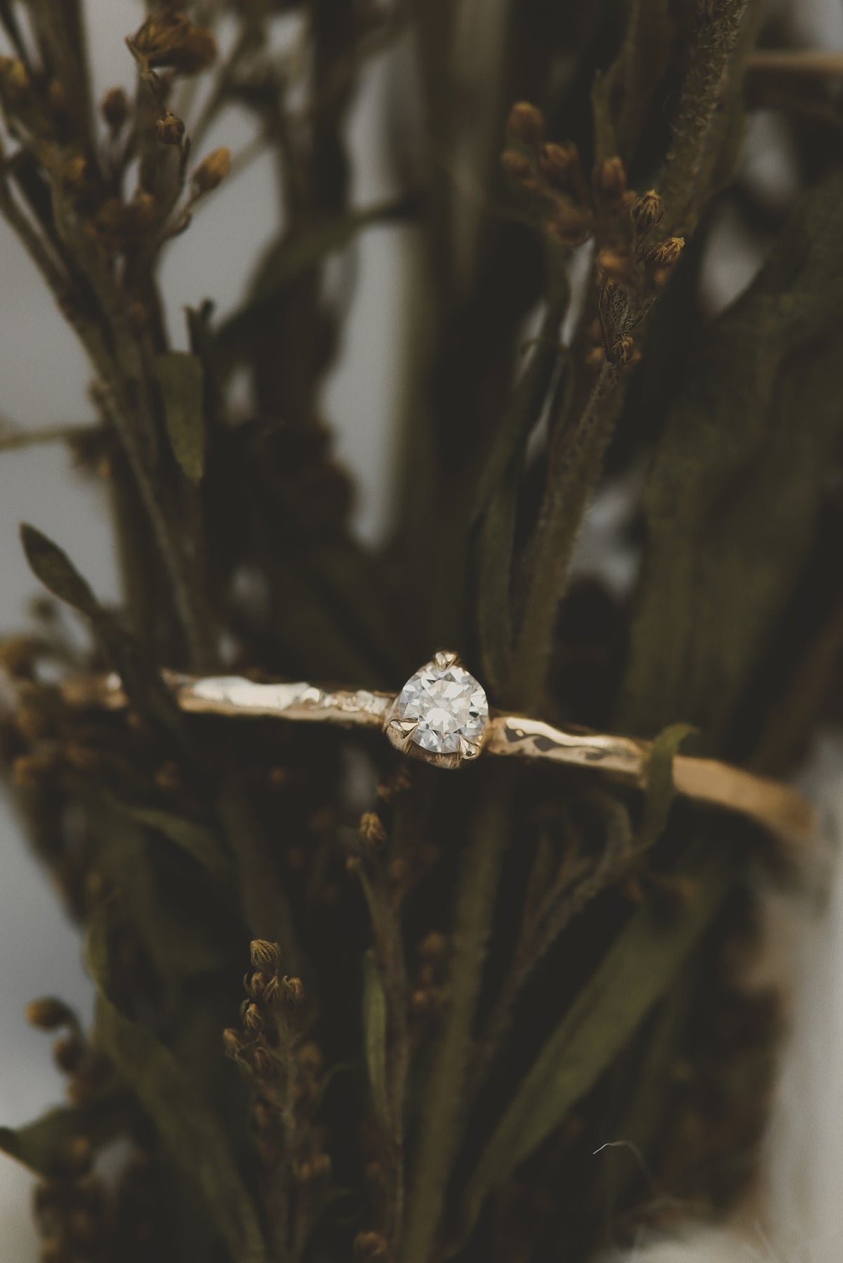Choosing the Perfect Gold Engagement Ring: All About the Karat | Zillion